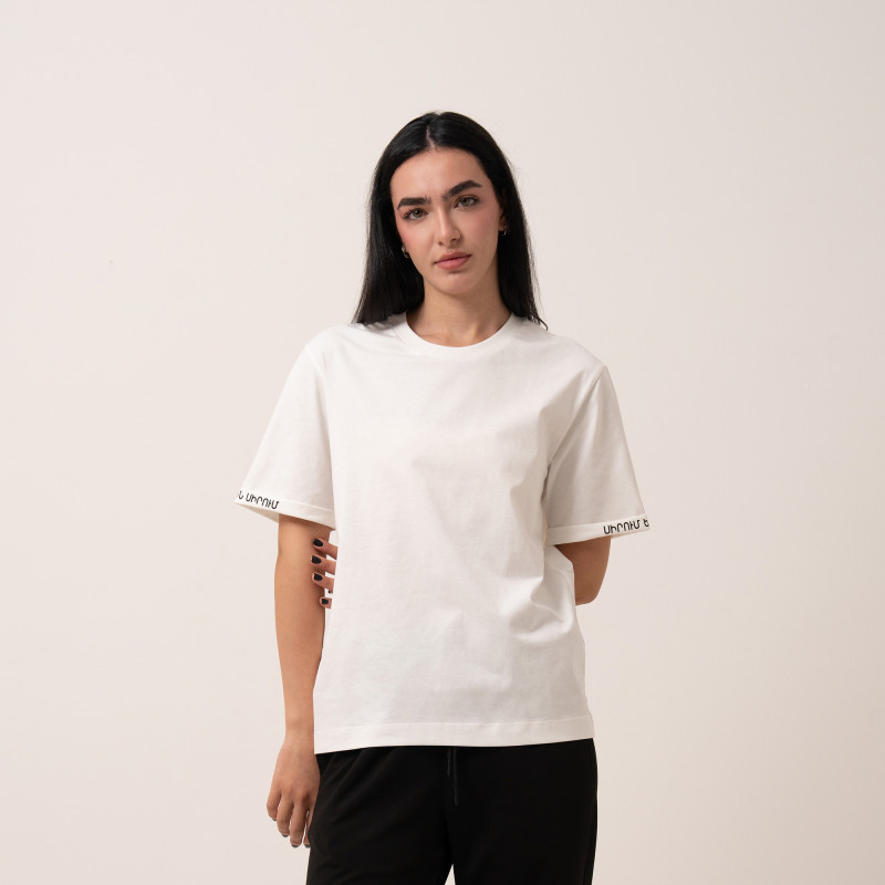 Women’s T-shirt “Նորից չեն սիրում, սիրում են կրկին”